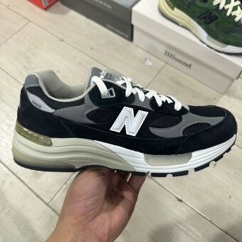 NEW BALANCE MYSTERY BOX - 2