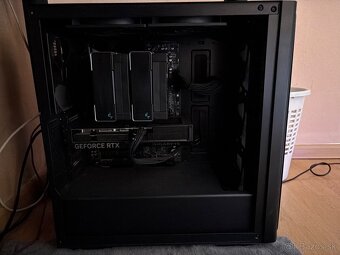 Ryzen 7 7800X3D, RTX 4070, 32GB DDR5, 1TB SSD - 2