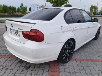 BMW 318D - 2