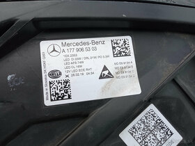 MERCEDES  W177 A177  SVETLO A1779065303 - 2