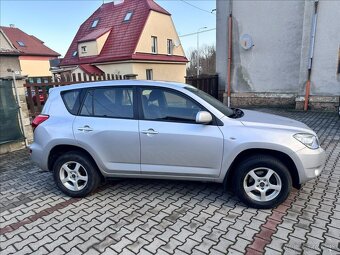 Toyota RAV4 2.0 112kW 2008 186856km VVT-i 1.majitel TAŽNÉ - 2