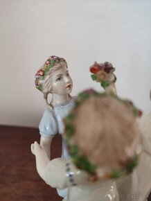 Royal dux tri dievčatá deti porcelánová soška

 - 2