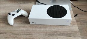 Xbox series s a monitor HP - 2