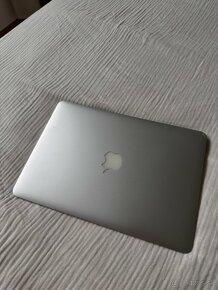 MacBook Air 13inch - 2