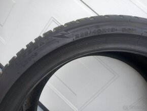 Zimná pneu 235/40 R19 --- BRIDGESTONE - 2