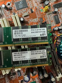 Abit IS7 ich865,pentium4 2.4ghz,Am1 Ddr 2x1GB - 2