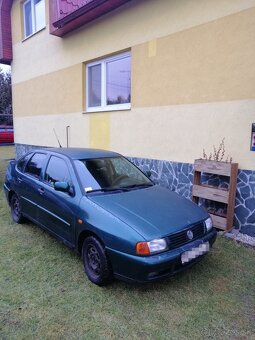 Volkswagen Polo - 2