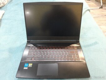 Predám notebook MSI thin gf 63 12ve-254cz. - 2