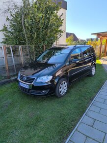 Predám Volkswagen Touran 2.0TDi 103kW Auto je v TOP stave. K - 2