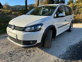 Volkswagen Touran 2.0 TDI 177k Cross DSG - 2