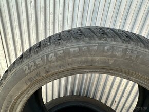 Zimne pneumatiky 225/45 R17 - 2