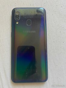 Samsung galaxy A40 - 2