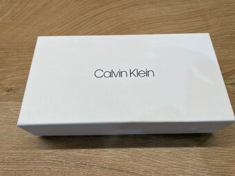 Veľká dámska peňaženka – Calvin Klein – červená - 2