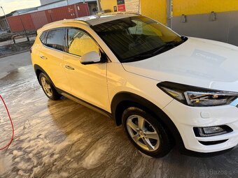 Hyundai Tucson 1.6 T-GDi Premium A/T 4x4 - 2