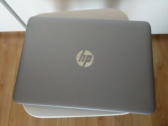 predám HP Elitebook 725 G4 , podsvietená kláv. , bez baterky - 2