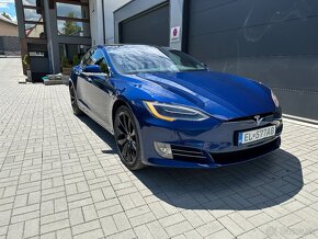 Tesla model S 375 kW - 509 koní - 2