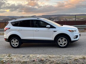 Ford Kuga - 2