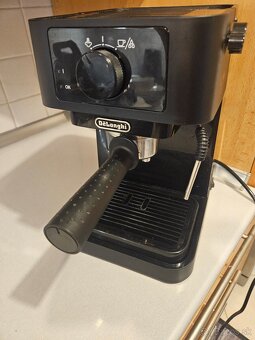 Kávovar DeLonghi - 2