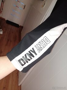 DKNY teplaky L/XL - 2