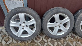 Hliníkové disky + pneu 205/55 R16 - 2