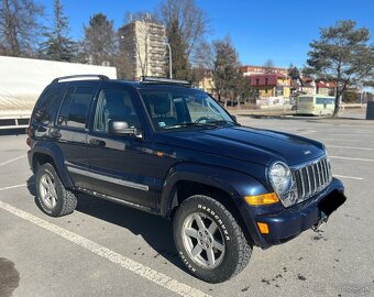 Jeep liberty - 2