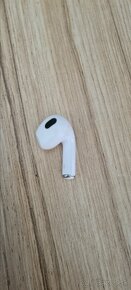 Apple Airpods 3 prave sluchadlo - 2