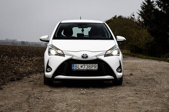 Toyota Yaris brid e-CVT Active City - 2