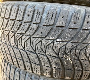 Zimné pneu 215/55 R17 Michelin - 2