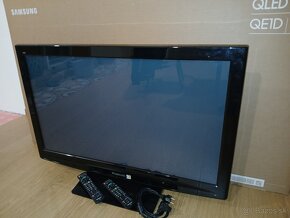 Plazma Panasonic TX-P42C2E - 2