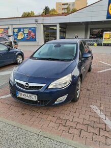 Opel astra j 1,4 benzín - 2