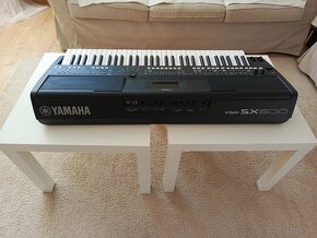 YAMAHA PSR-SX600 - 2