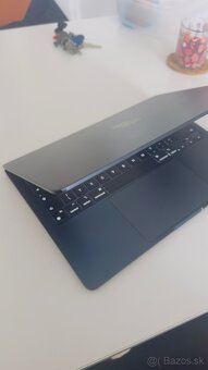 MacBook air 2022 M2 - 2