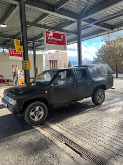 Nissan Navara - 2