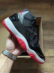 Nike Jordan 11 Playoffs bred - 2