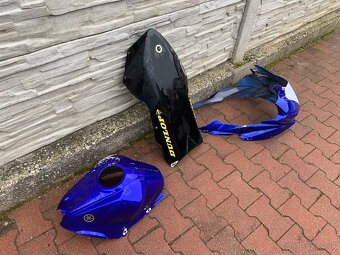 YAMAHA R3 - 2