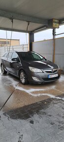 Predam Opel astra sports combi - 2