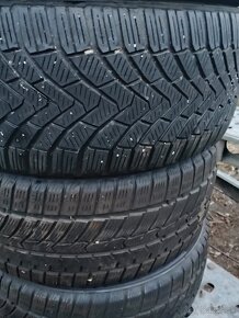 Zimné pneu.225/45R17 - 2