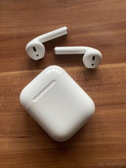 Apple AirPods 1. Gen - 2