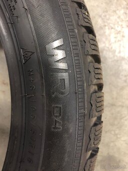 Predám zimné pneu NOKIAN WRD4 195/50 R16 - 2