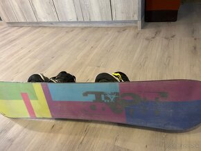 predam komplet snowboard s viazanim a topankami - 2