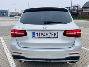 Mercedes GLC 250D -Full Amg rocnik 2016 iba 129Tis km servis - 2