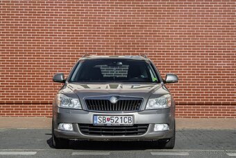 Škoda Octavia Combi 1.8 TSI Elegance DSG - 2