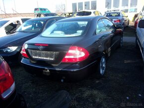 MERCEDES BENZ CLK W209 2003 ČERNÝ - 2