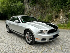 Ford Mustang 3.7 V6 r.v. 2011 + LPG cabrio - po servise - 2