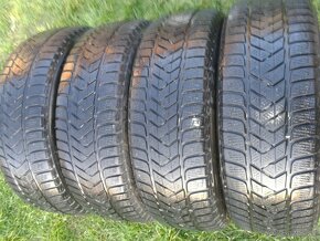 Zimné pneumatiky 215/55 R18 - 2