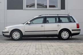 VOLKSWAGEN PASSAT VARIANT 1.9 TDI COMFORTLINE M5 - 2