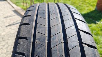 Letné pneu 225/65 R17 --- BRIDGESTONE - 2