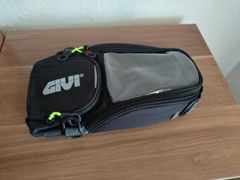 Tankvak GIVI 6L - 2