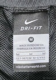 Športové detské nohavice Nike vel. 137-147 - 2
