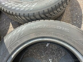 Nokian Tyres 195/65 R15 WR SNOWPROOF - 2